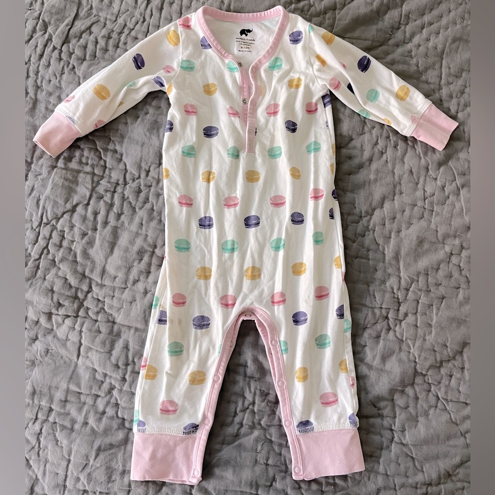 Monica + Andy Macaron Baby romper 9-12m white pink purple organic cotton w/ bow